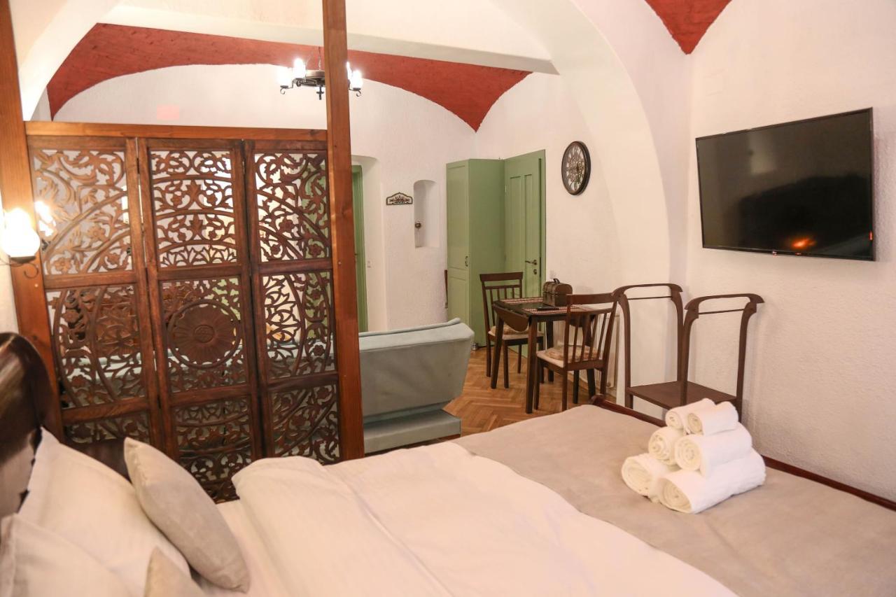 Residence Krone บราชอฟ ภายนอก รูปภาพ